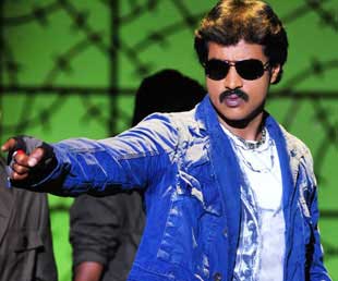 sunil,trivikram srinivas,andhala ramudu,sunil hero,comedian sunil  ఎవరి మాట విని సునీల్‌ కెరీర్‌ చెడిపోయింది!